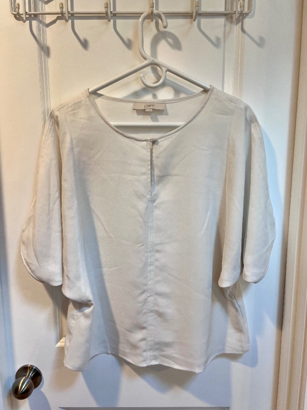 Classic LOFT Cream, Short-Sleeve Blouse - Medium